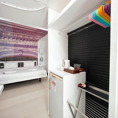 The Color Kata Hotel Buitenkant foto
